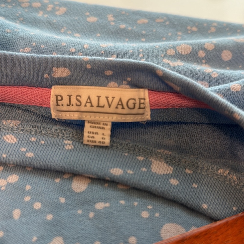 P.J. Salvage Flick of a Brush Long Sleeve Top It’s All Good Sweatshirt Blue L - Picture 7 of 15